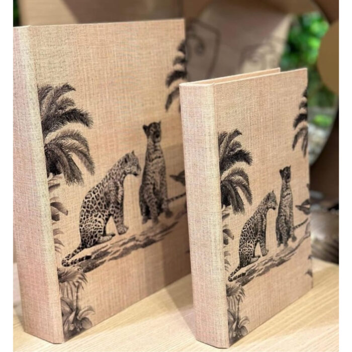 Caixa livro animais onça