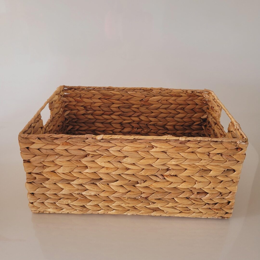 Cesto em fibra natural Seagrass retangular com alças e estrutura M