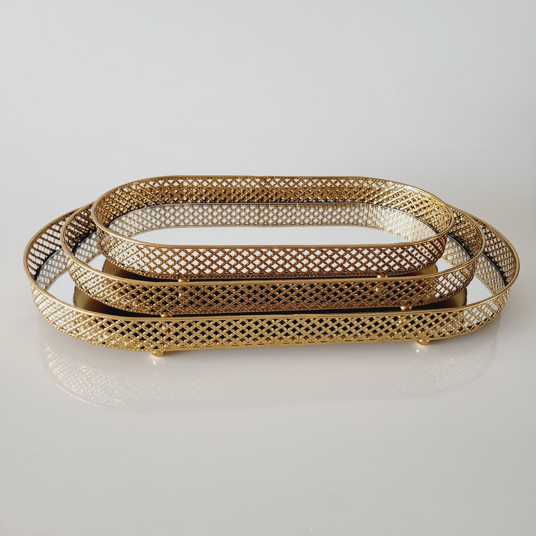 Bandeja de metal vazado oval com espelho dourado G - Imagem 3