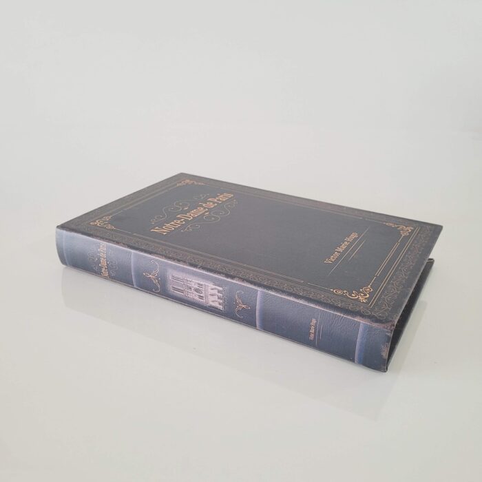 Caixa livro Notre-Dame de Paris M