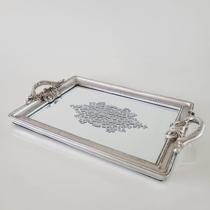 Bandeja em resina com base em espelho prata 4,5x39,5x24,5