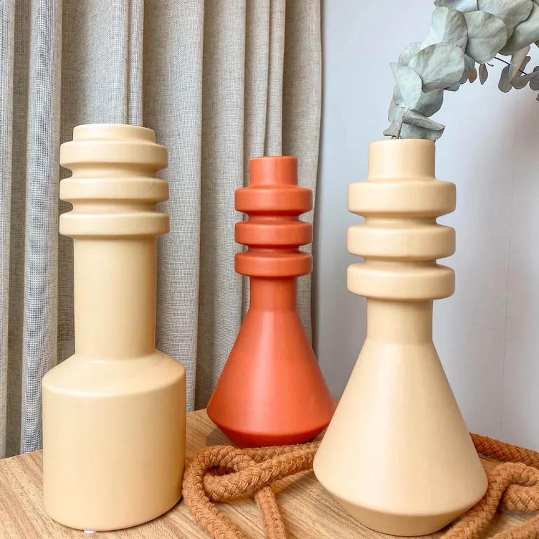 Vaso de cerâmica minimalista bege 27xØ10 - Imagem 2